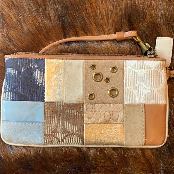 Coach patchwork wristlet - Picture 2 of 3